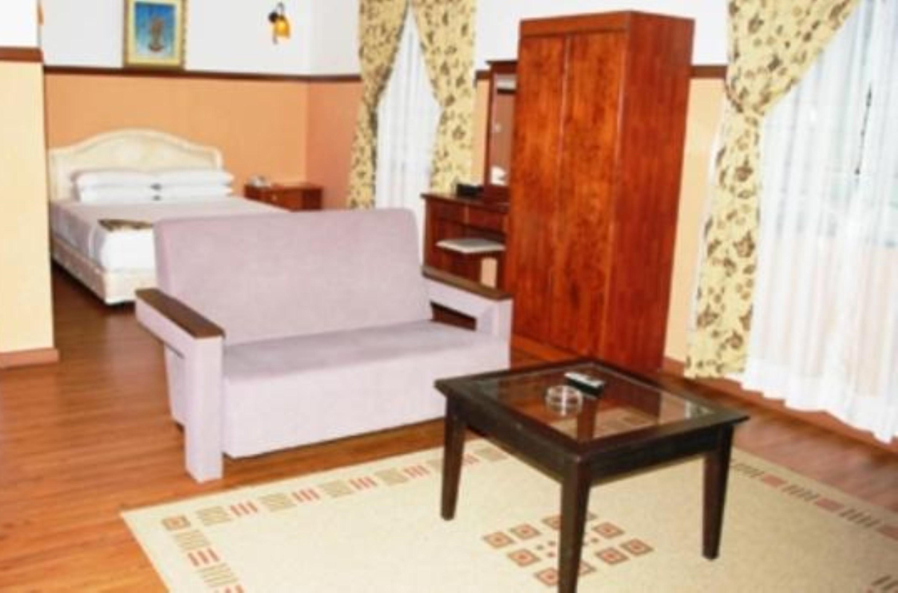 Terengganu Equestrian Resort Kuala Terengganu Ngoại thất bức ảnh