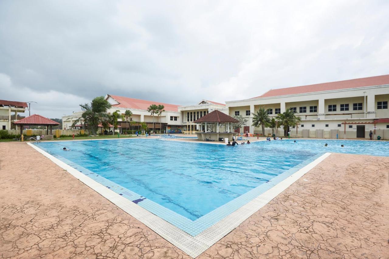 Terengganu Equestrian Resort Kuala Terengganu Ngoại thất bức ảnh