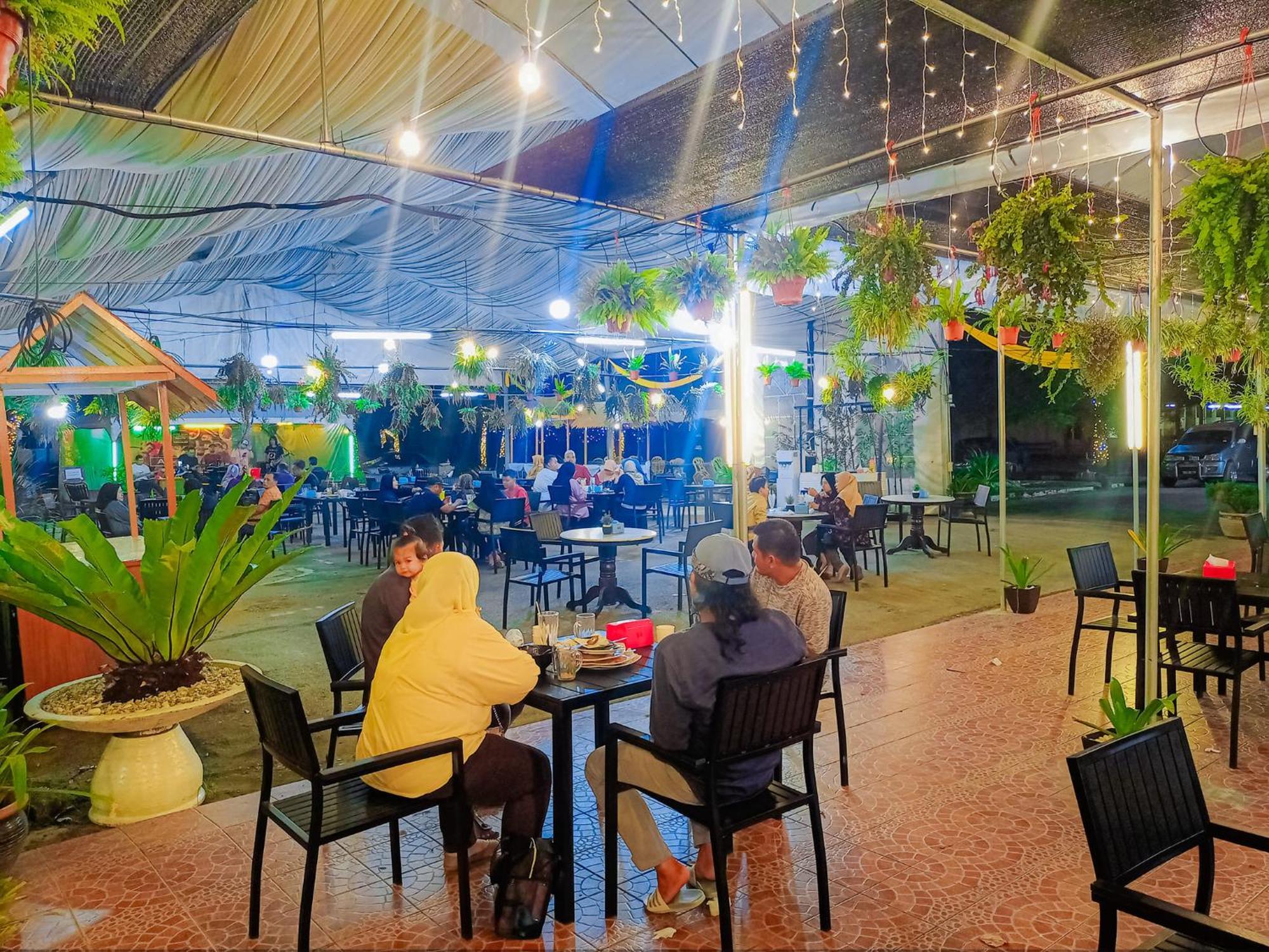 Terengganu Equestrian Resort Kuala Terengganu Ngoại thất bức ảnh